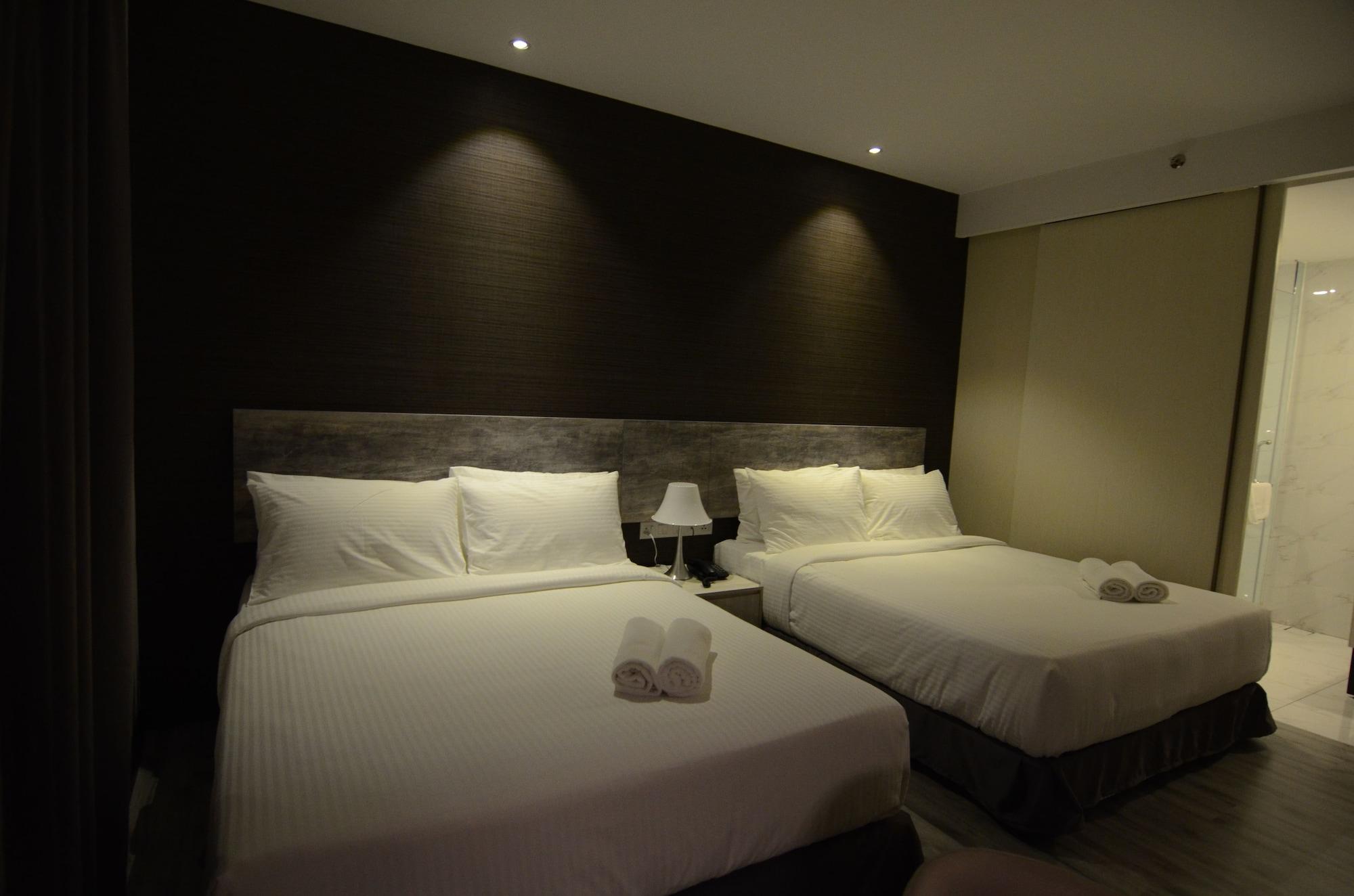 The Leverage Business Hotel Джохор-Бару Экстерьер фото