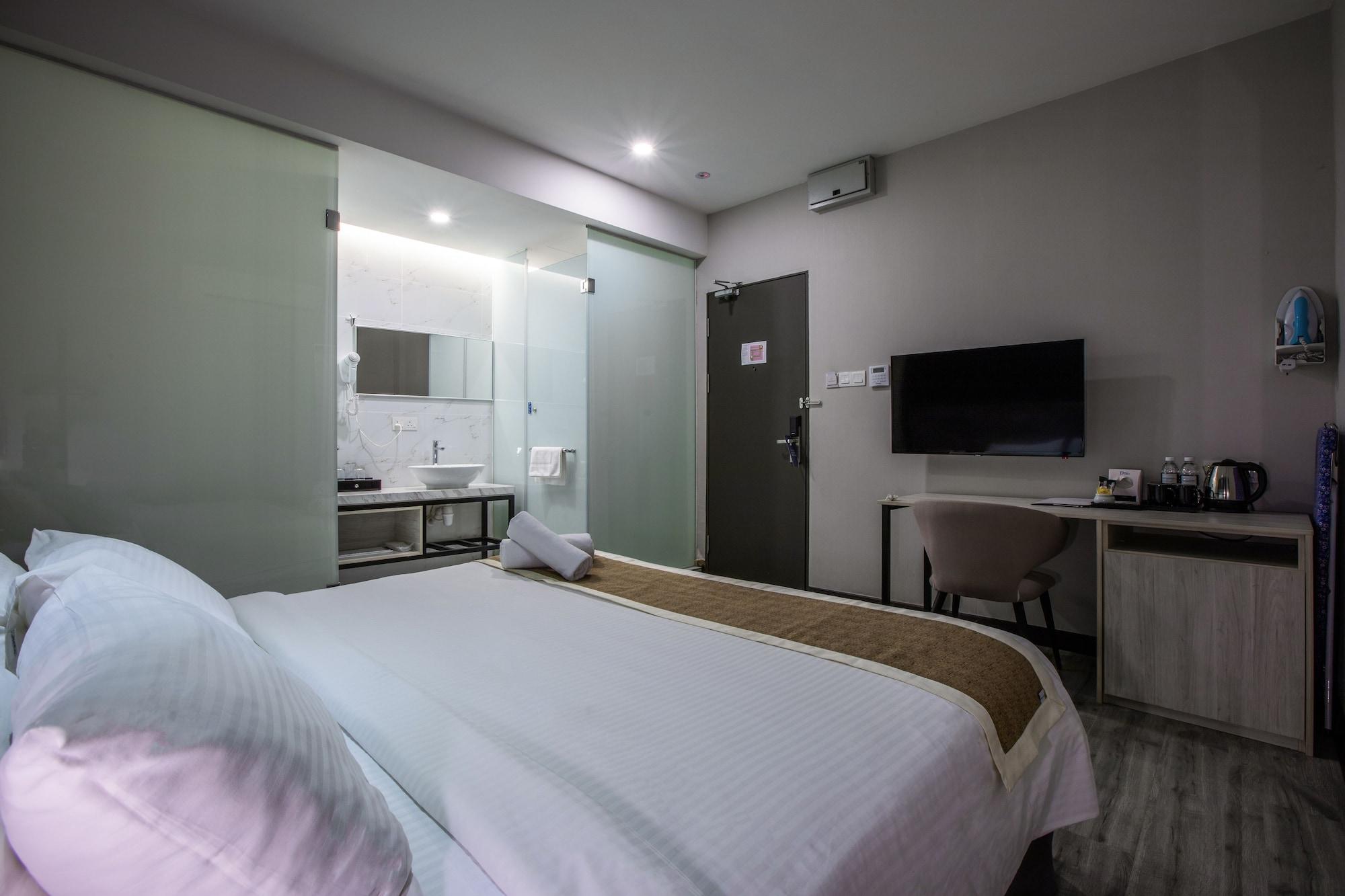 The Leverage Business Hotel Джохор-Бару Экстерьер фото