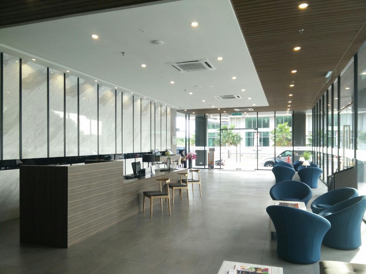 The Leverage Business Hotel Джохор-Бару Экстерьер фото